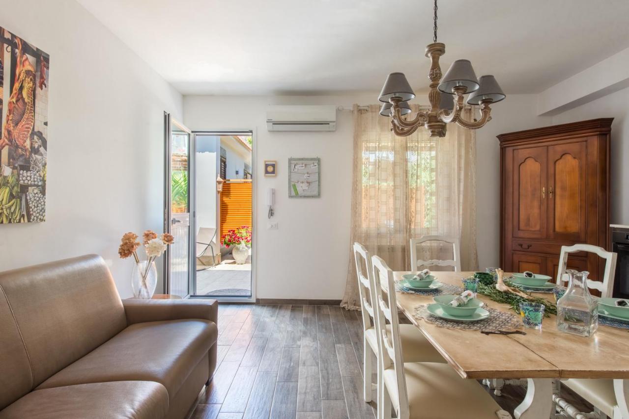 Villa Cinzia-150 Mt From The Beach Mondello Bagian luar foto